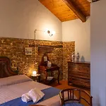 Il Pilone Votivo - Immersi Nella Natura Chalet